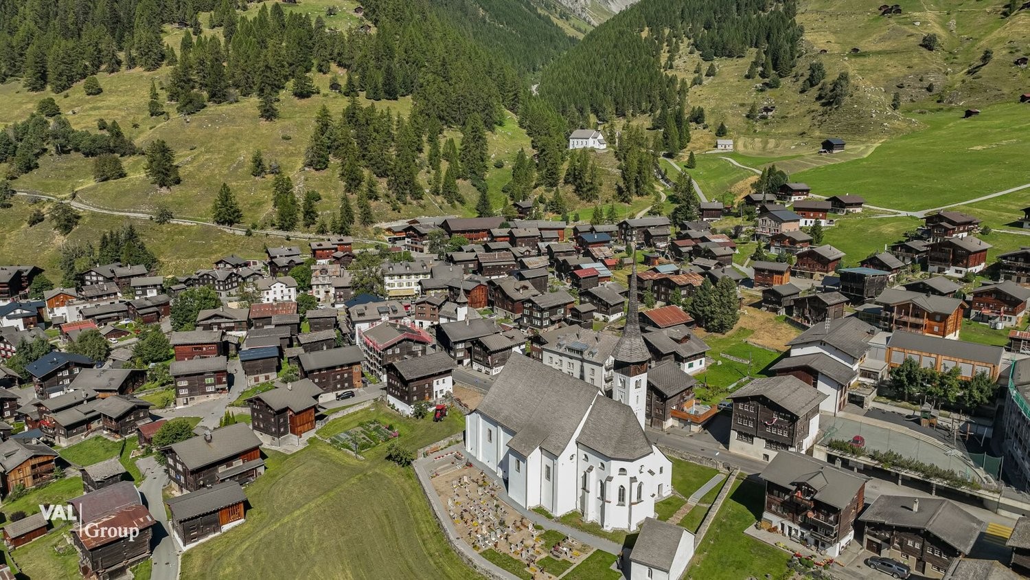 Immeuble d'habitation/commercial