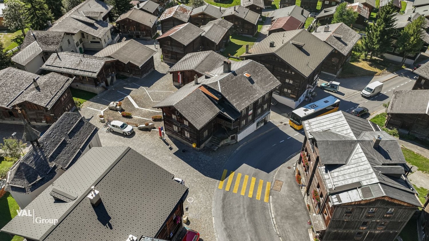 Immeuble d'habitation/commercial