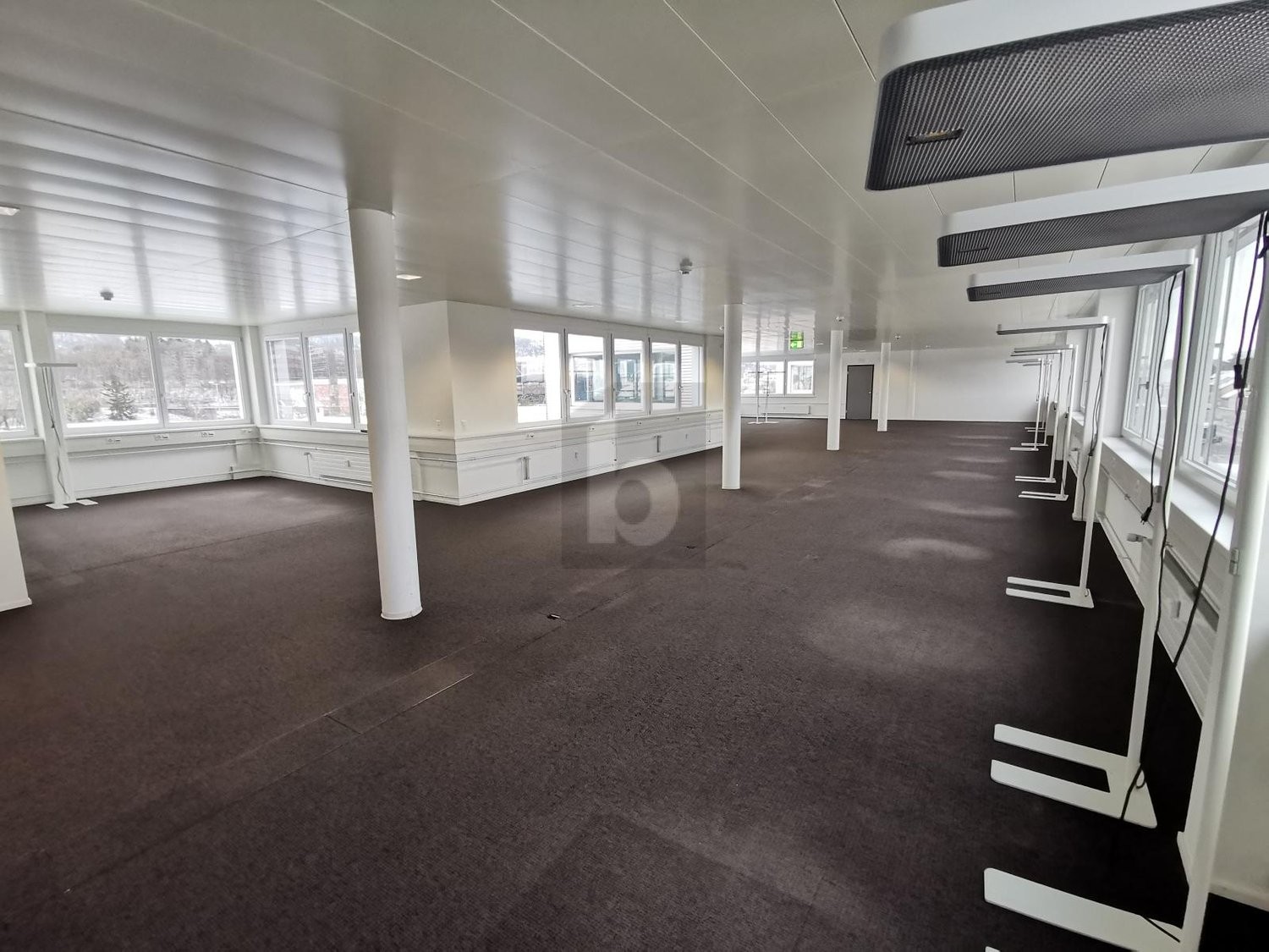 309m² office, Foto 2 von 3