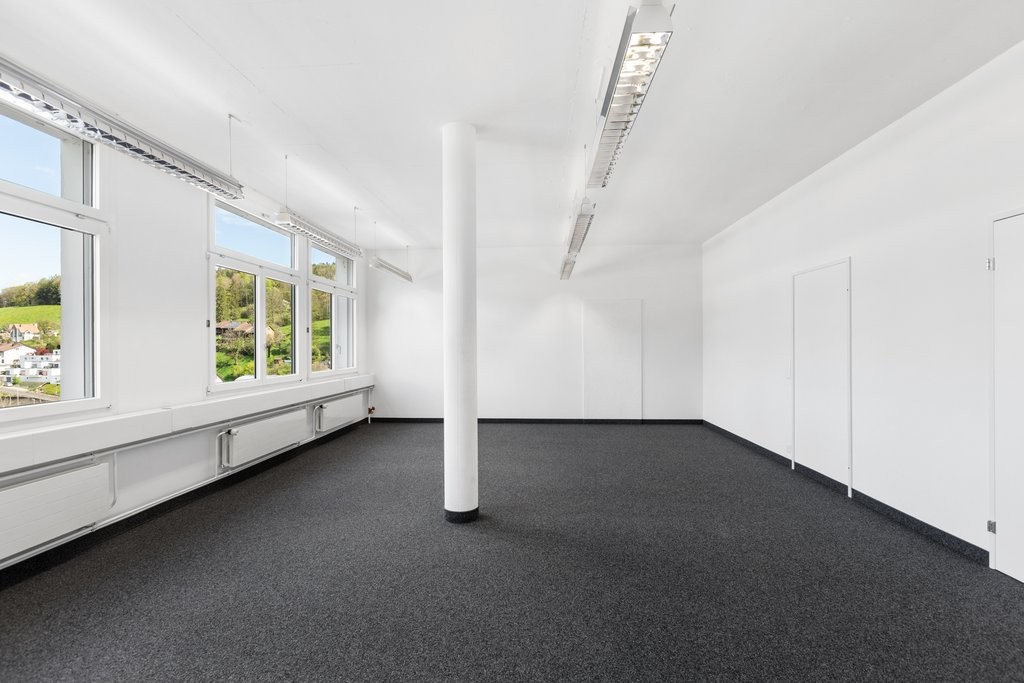 35m² office, photo 3 of 4