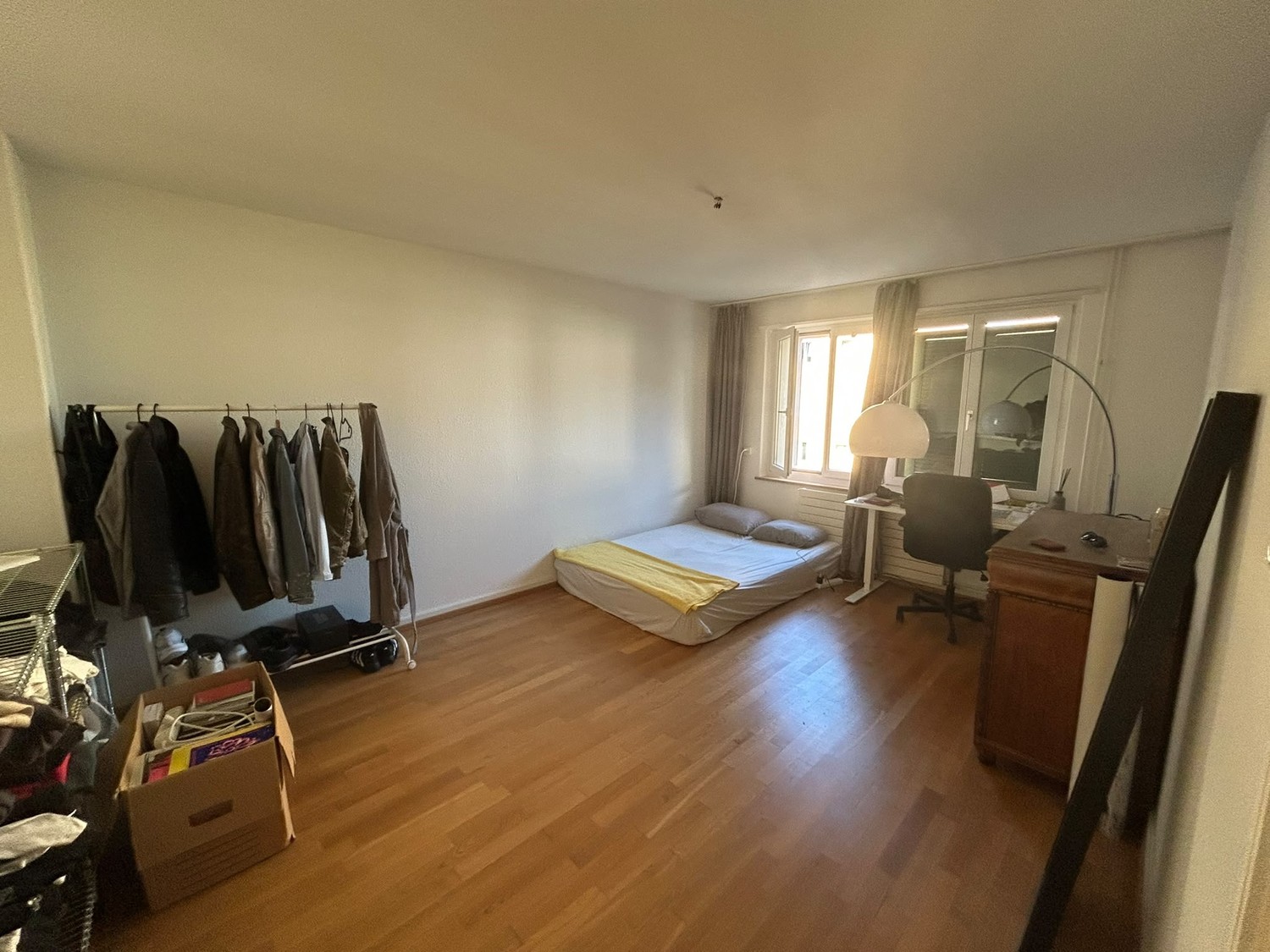 Zimmer in einer Wohngemeinschaft, Foto 1 von 2