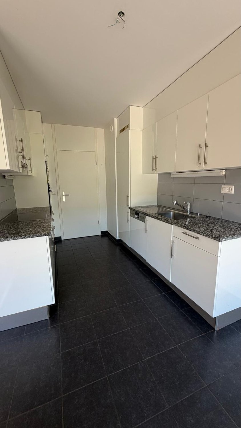 5 Zimmer Wohnung, Foto 2 von 7