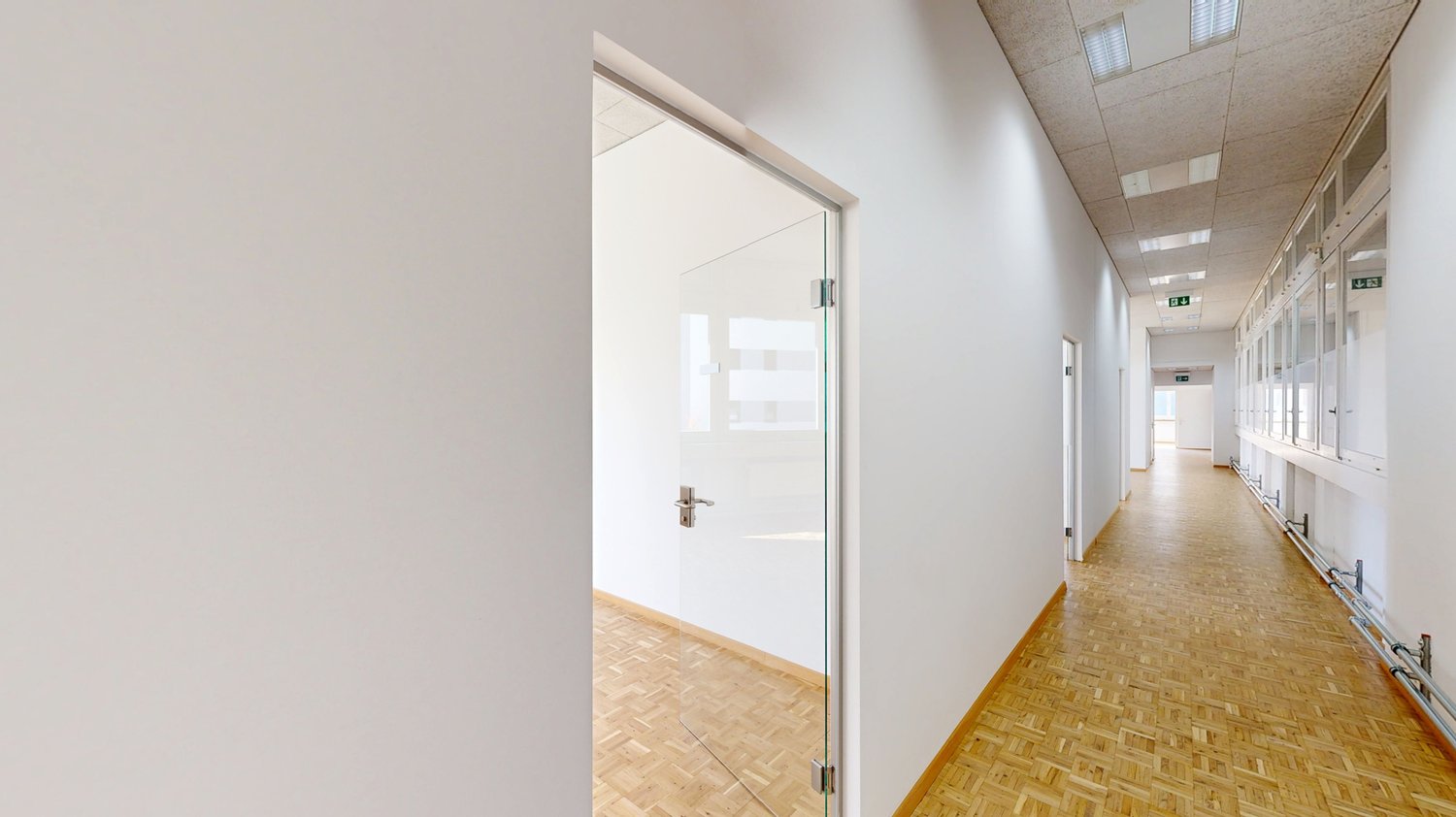 282m² ufficio, foto 3 di 10