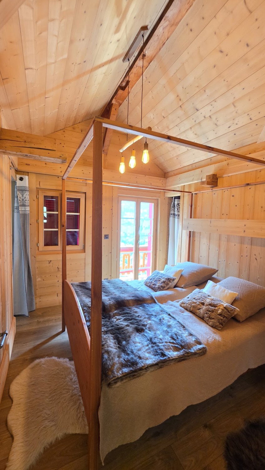 5 rooms apartment