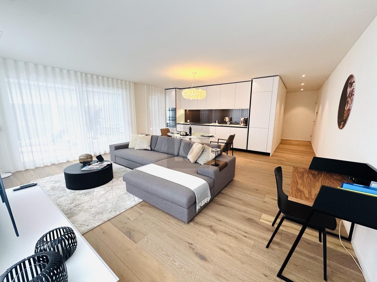 2 ½ rooms furnished flat, Foto 2 von 4