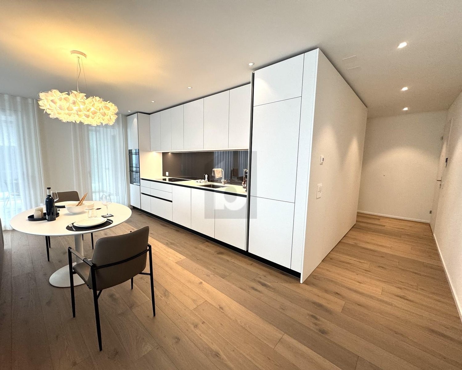 2 ½ rooms furnished flat, Foto 1 von 4