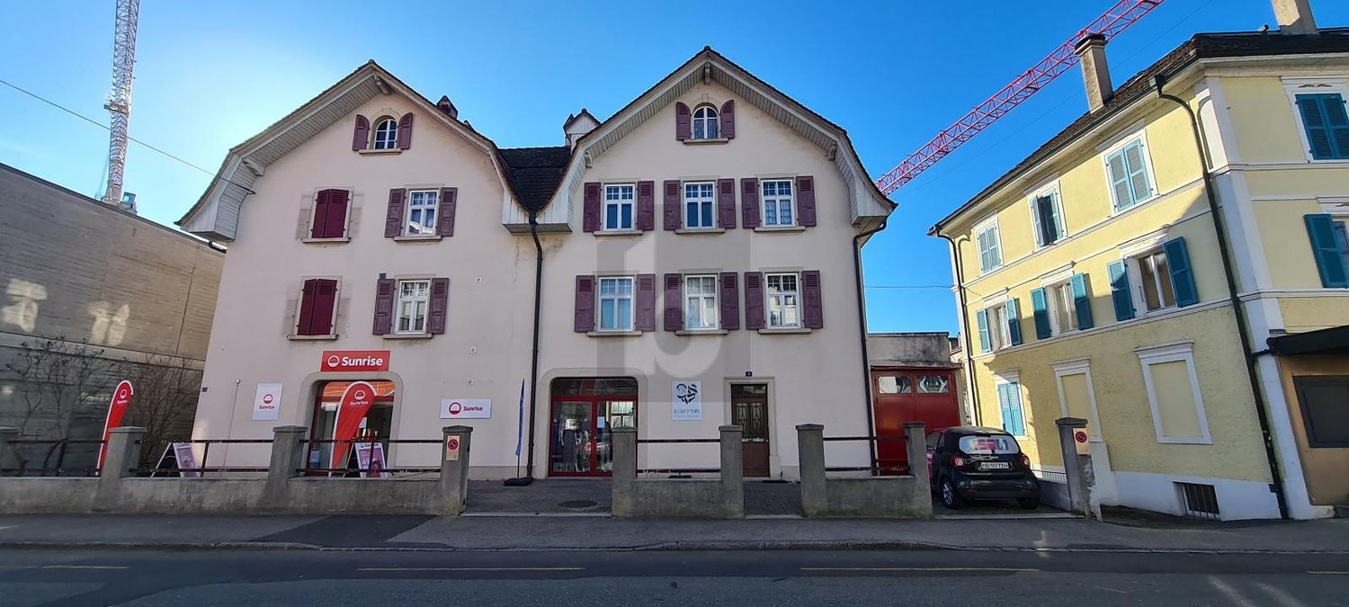 21 ½ rooms multi family house