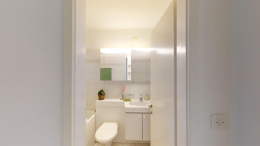 5 rooms apartment, Foto 7 von 7