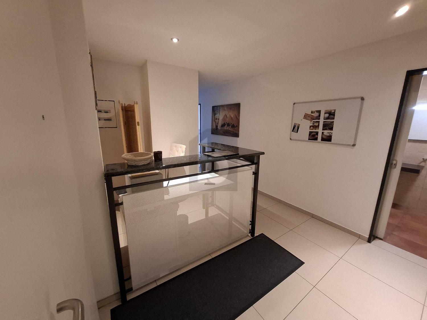 6 rooms apartment