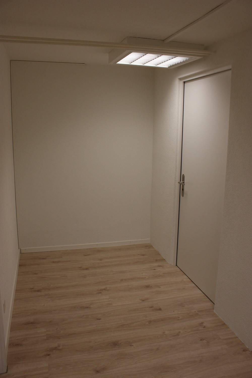56m² office