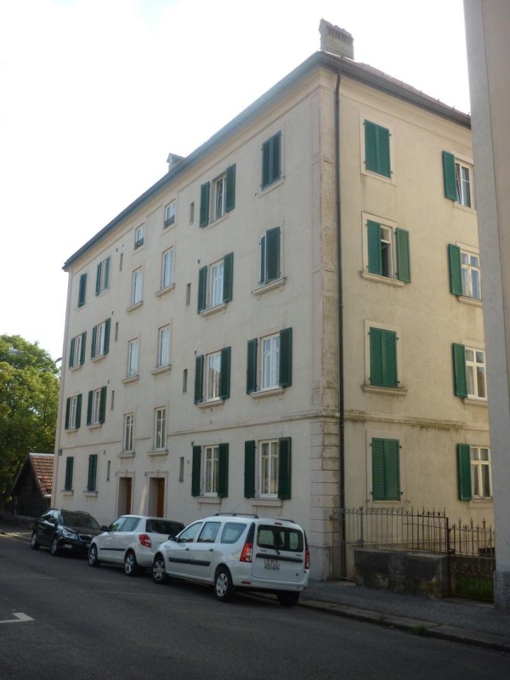 4-Zimmer-Wohnung