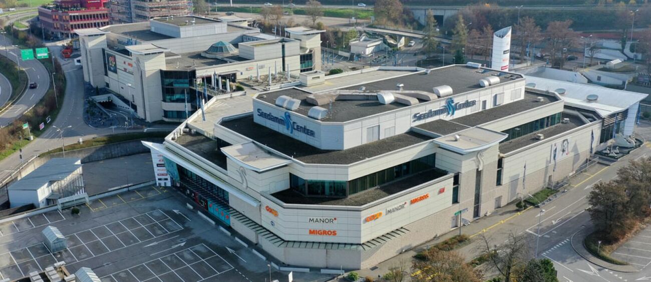 273m² office