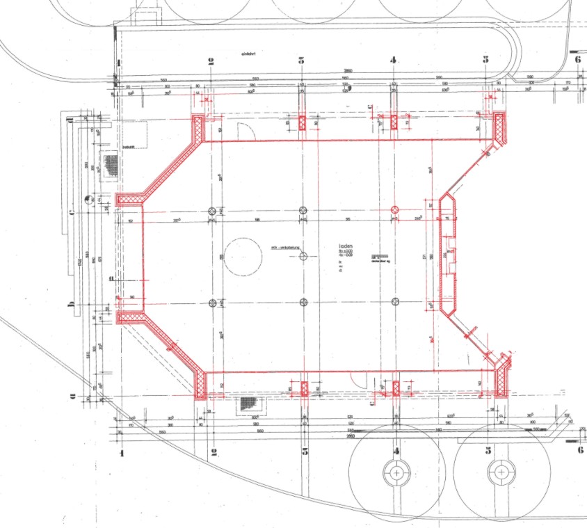 253m² shop
