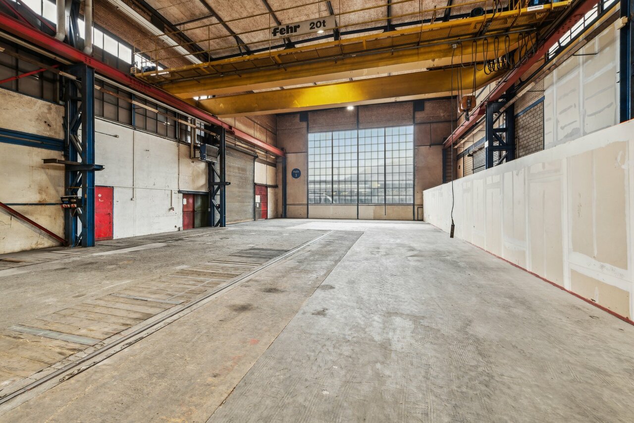 862m² commercial, Foto 1 von 9