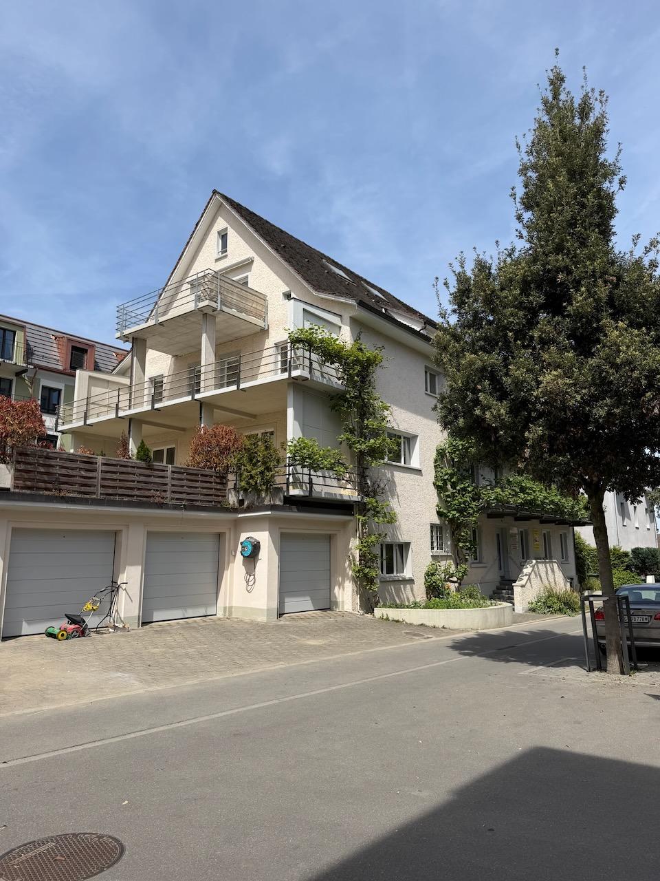6 rooms apartment