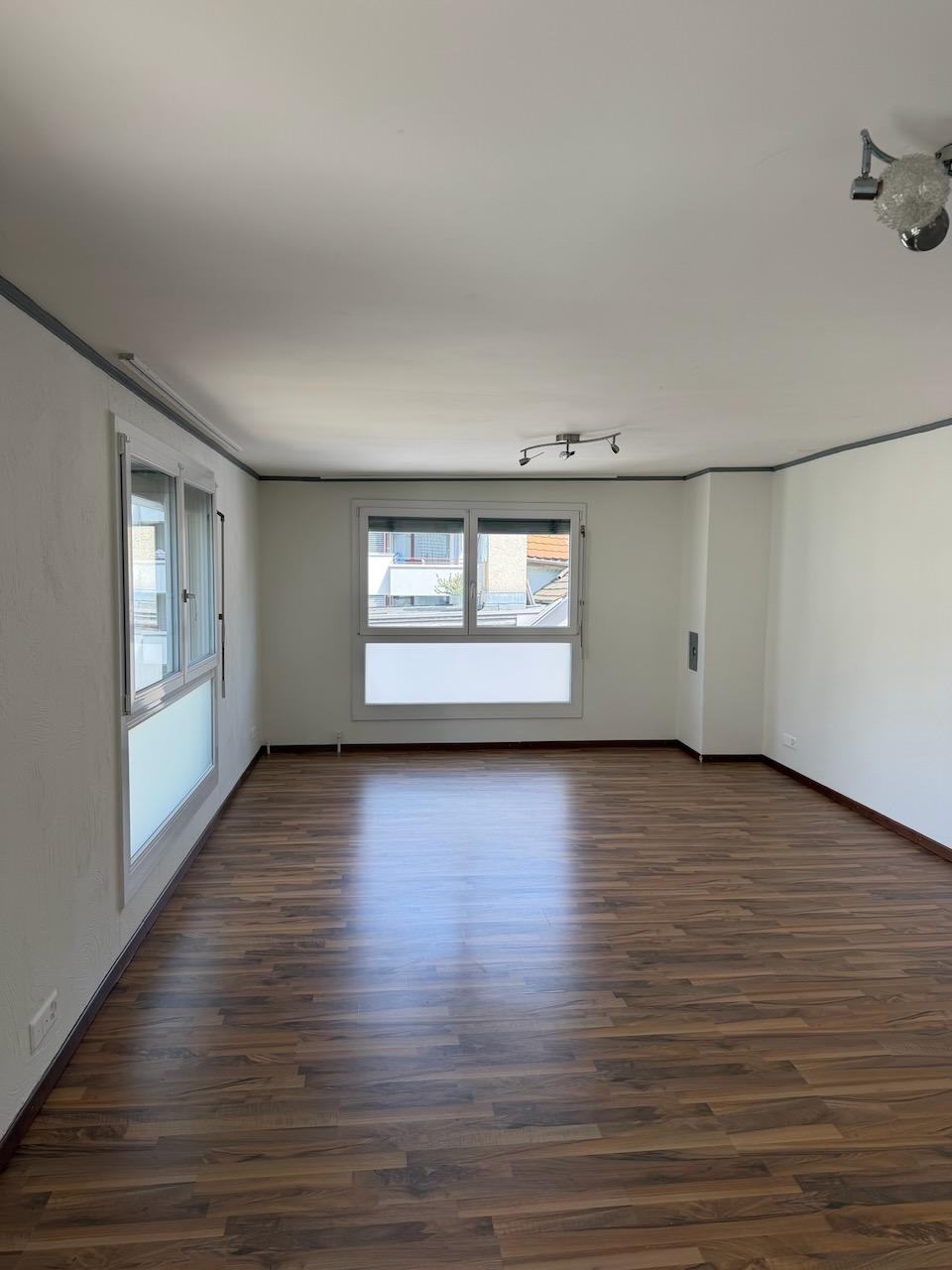 6 rooms apartment