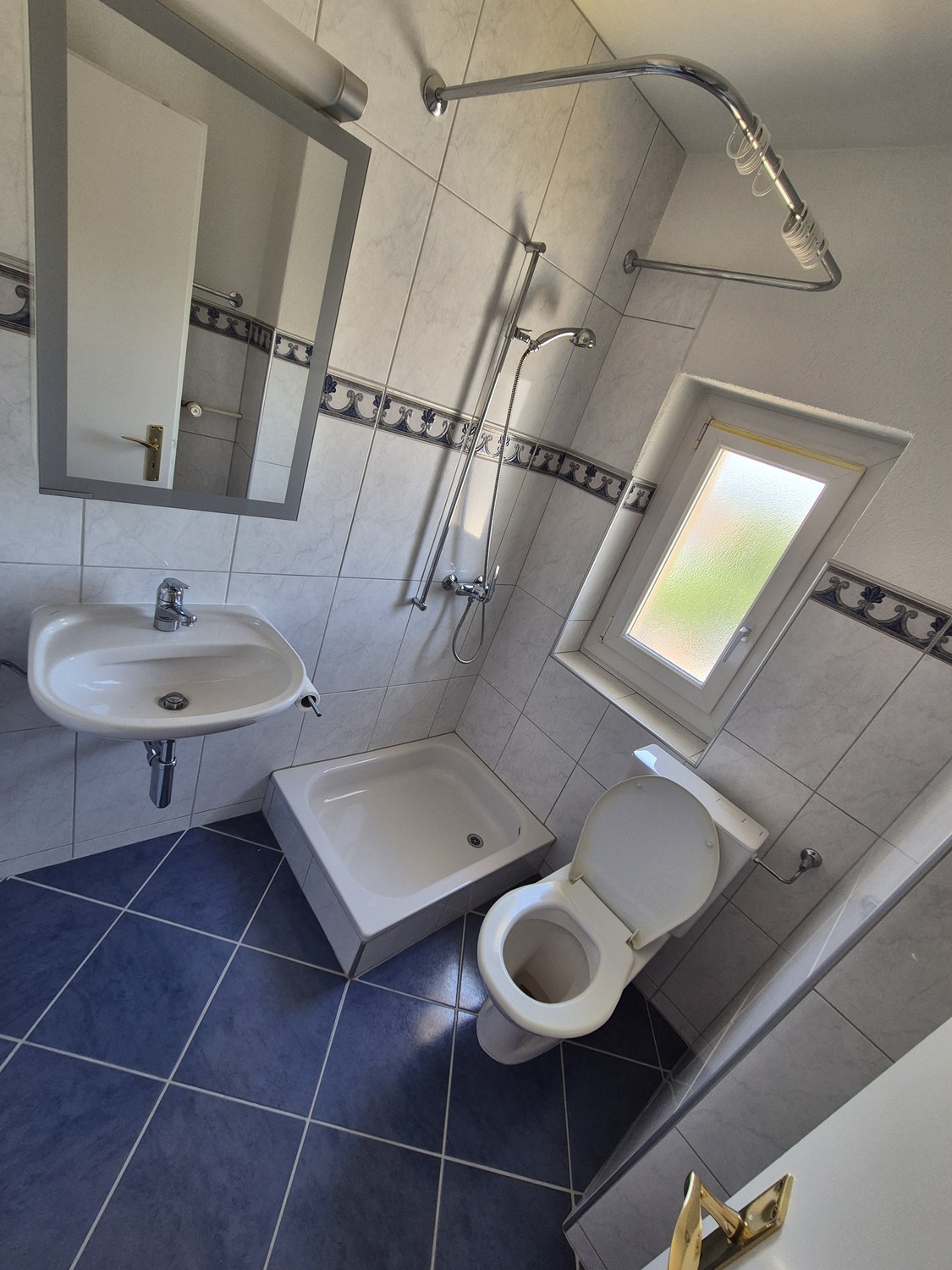 Zimmer in einer Wohngemeinschaft, Foto 4 von 6