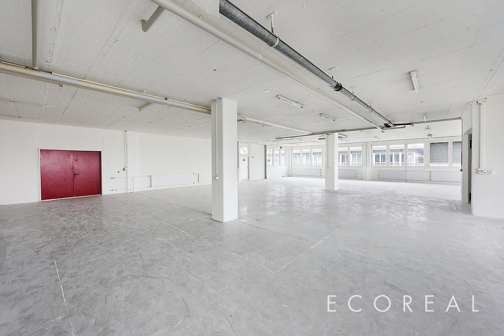 234m² office