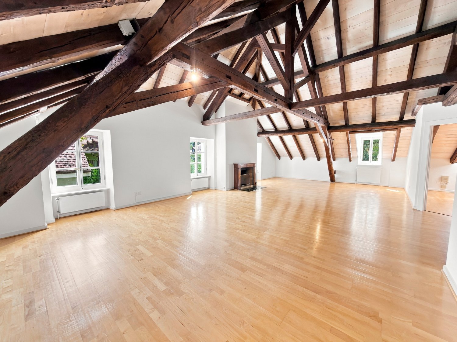 6 ½ Zimmer Wohnung, Foto 2 von 10