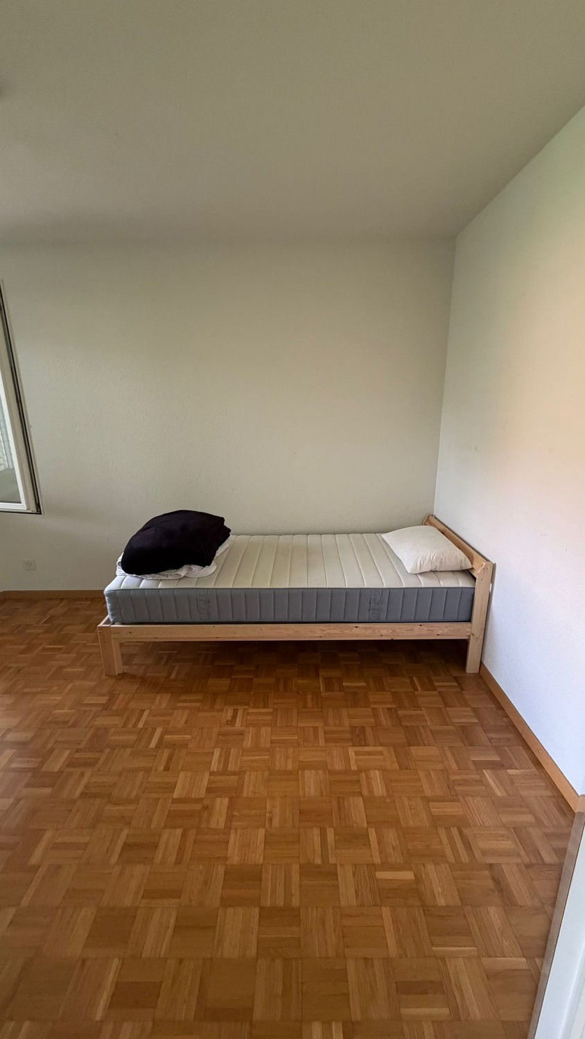 Chambre dans un appartement partagé