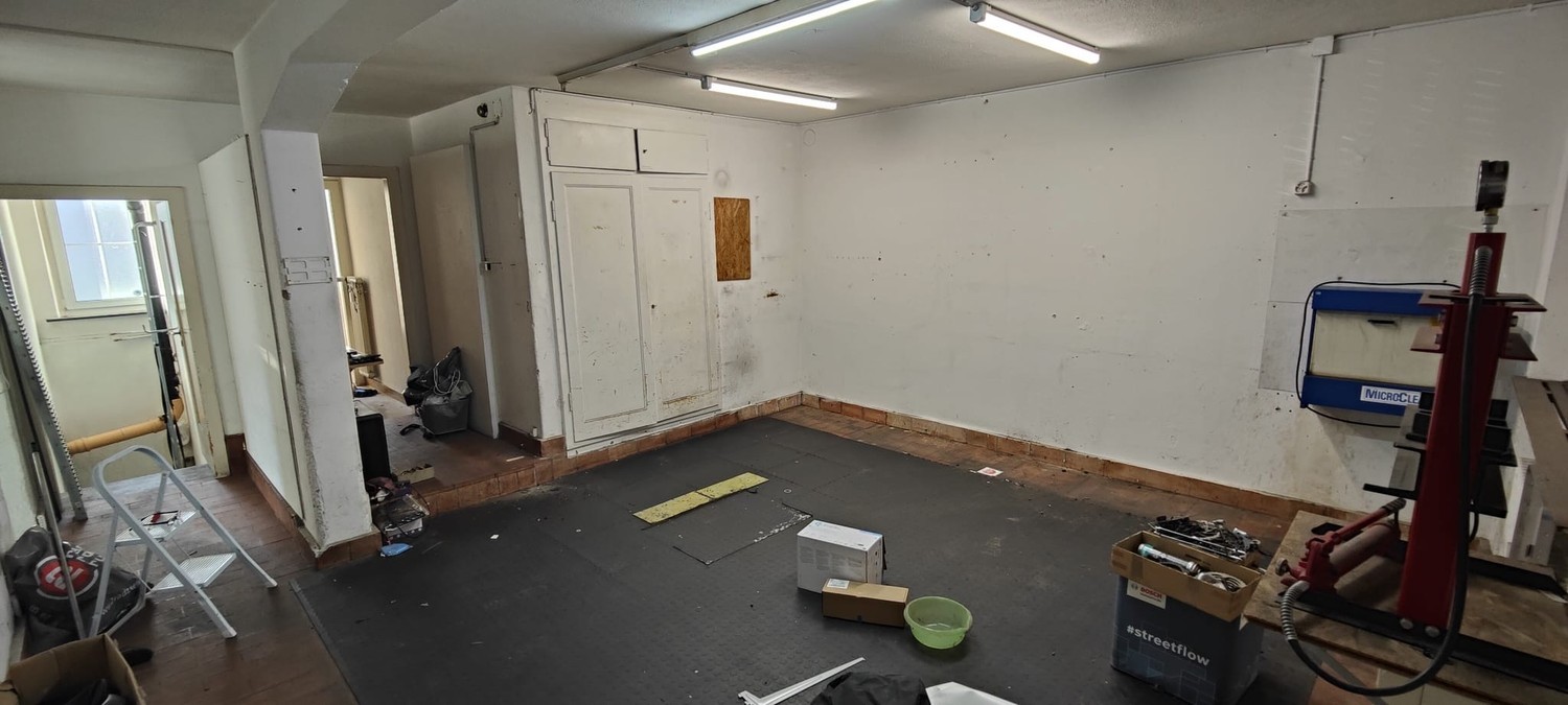 110m² commerciale