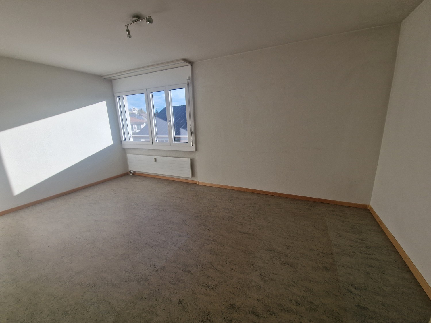 appartamento mansardato di 2 locali, foto 5 di 8