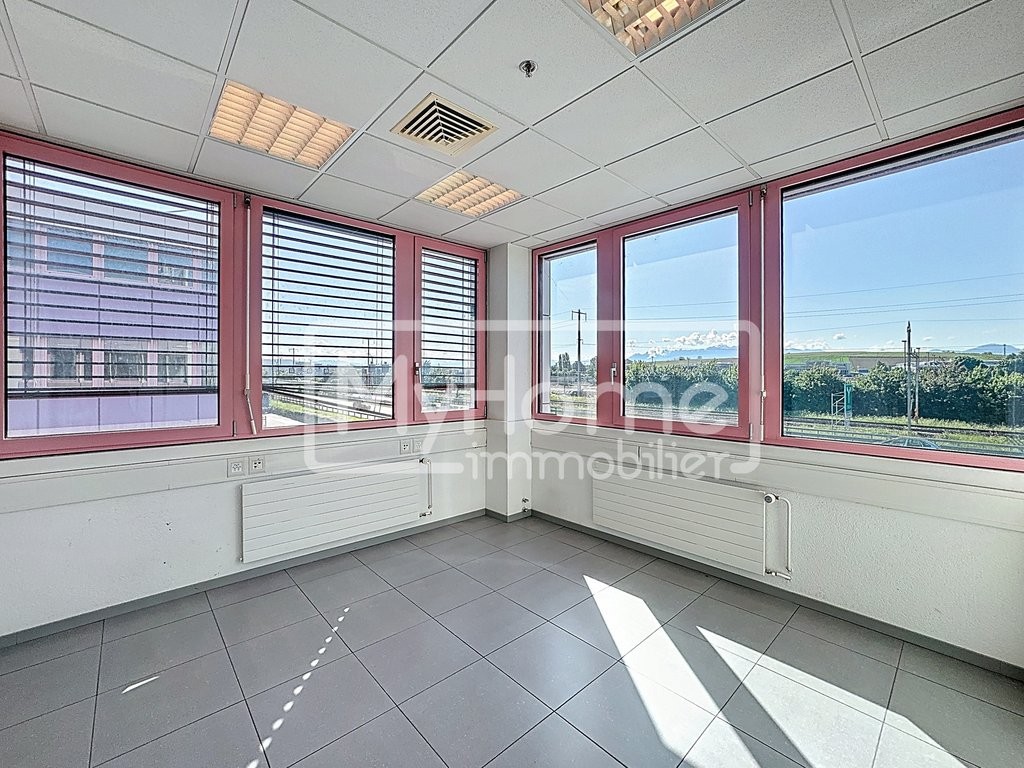 516m² shop, Foto 4 von 10