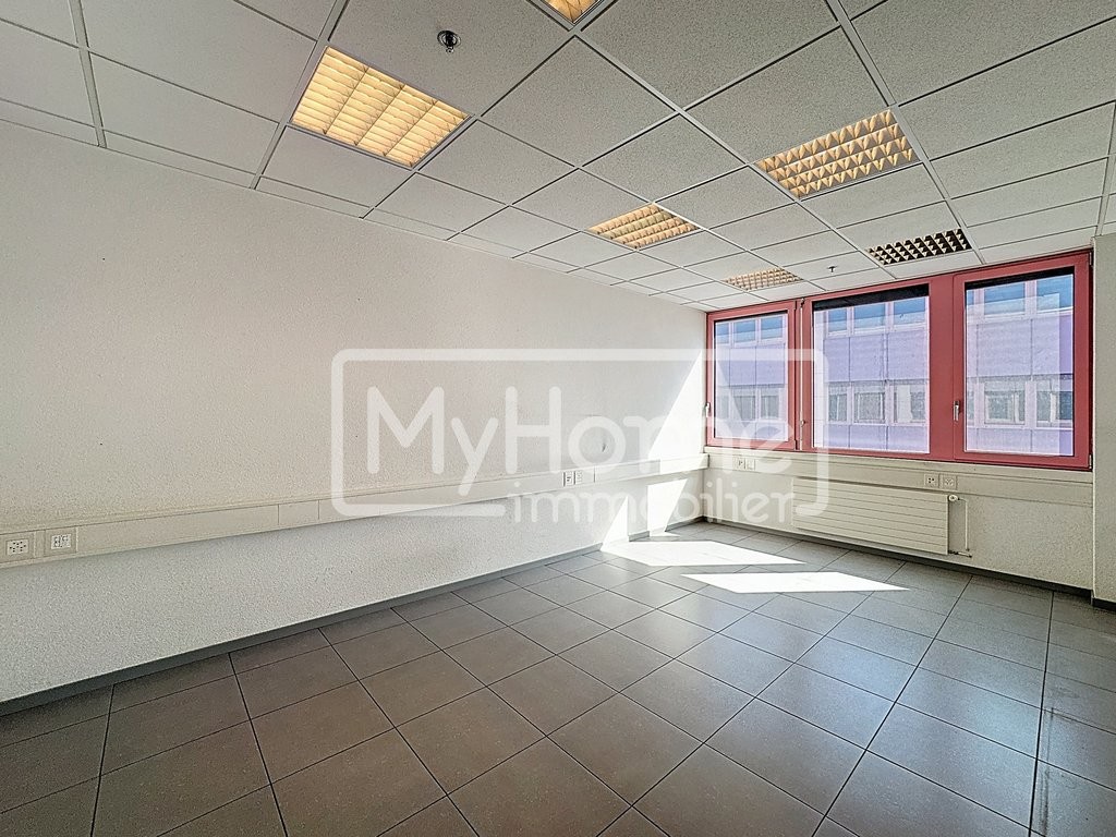 516m² shop, Foto 3 von 10