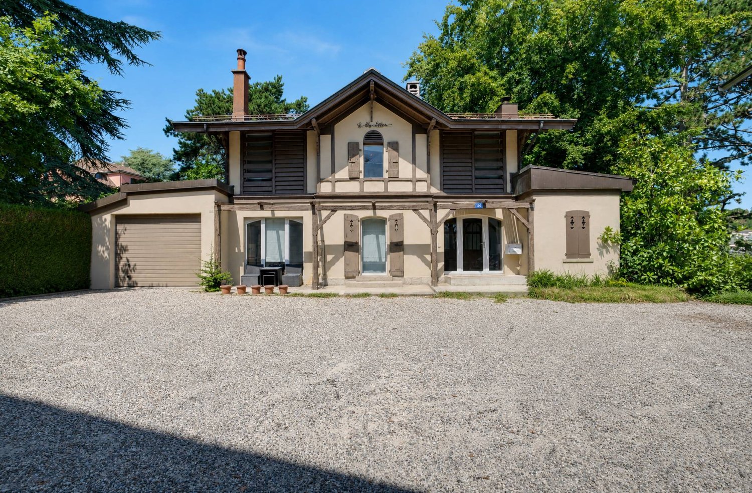 4 rooms single house