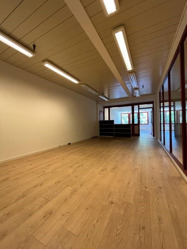 246m² office, Foto 6 von 10