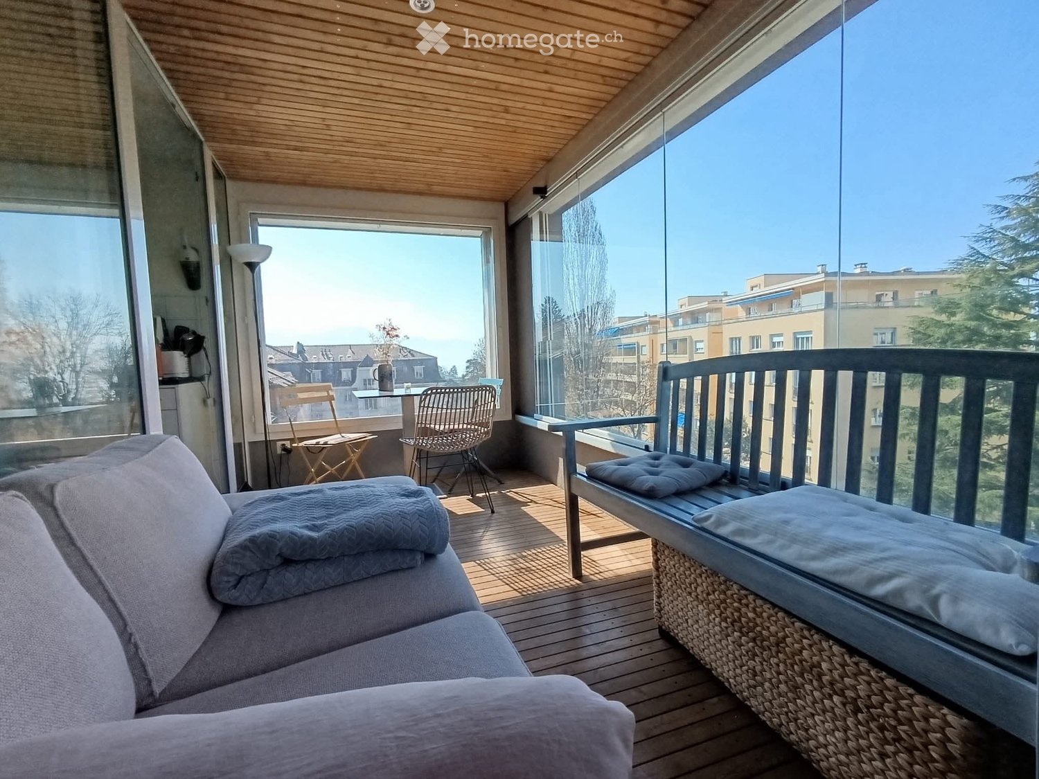 1 room single room