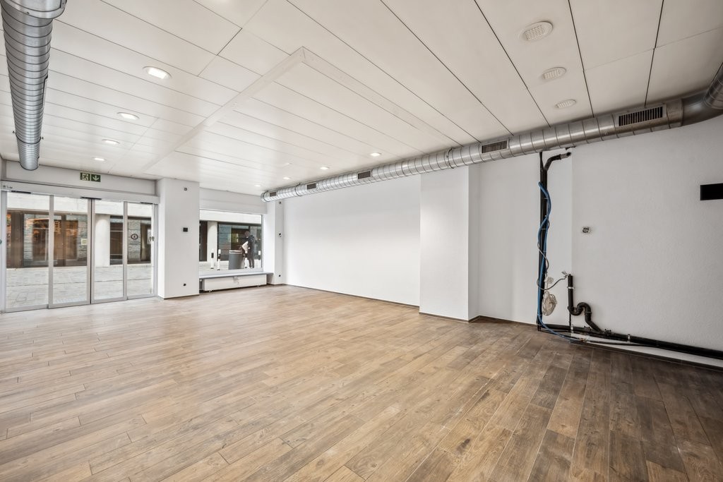 65m² shop, Foto 5 von 8
