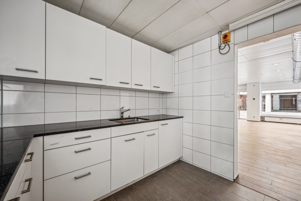 65m² shop, Foto 6 von 8
