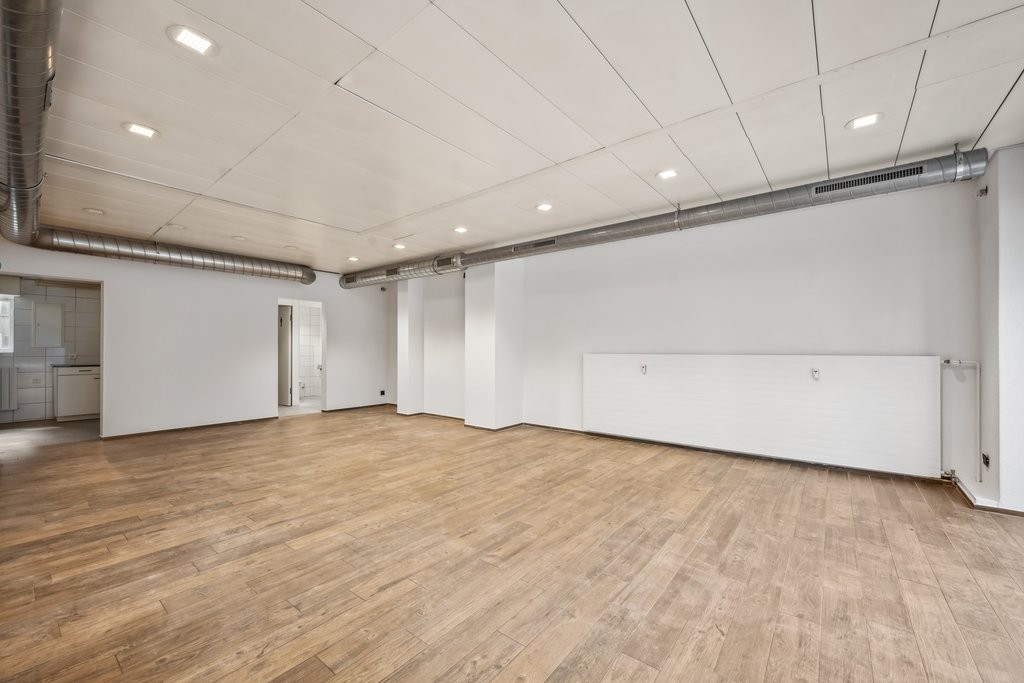 65m² shop, Foto 3 von 8