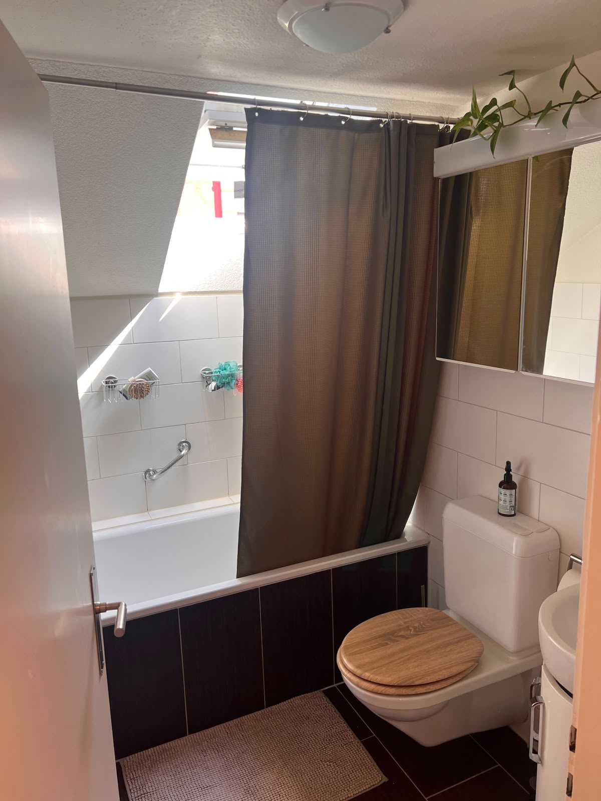 Room in a shared flat, Foto 2 von 8