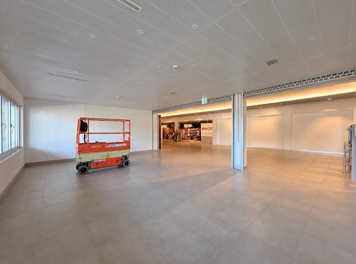 negozio di 156m²