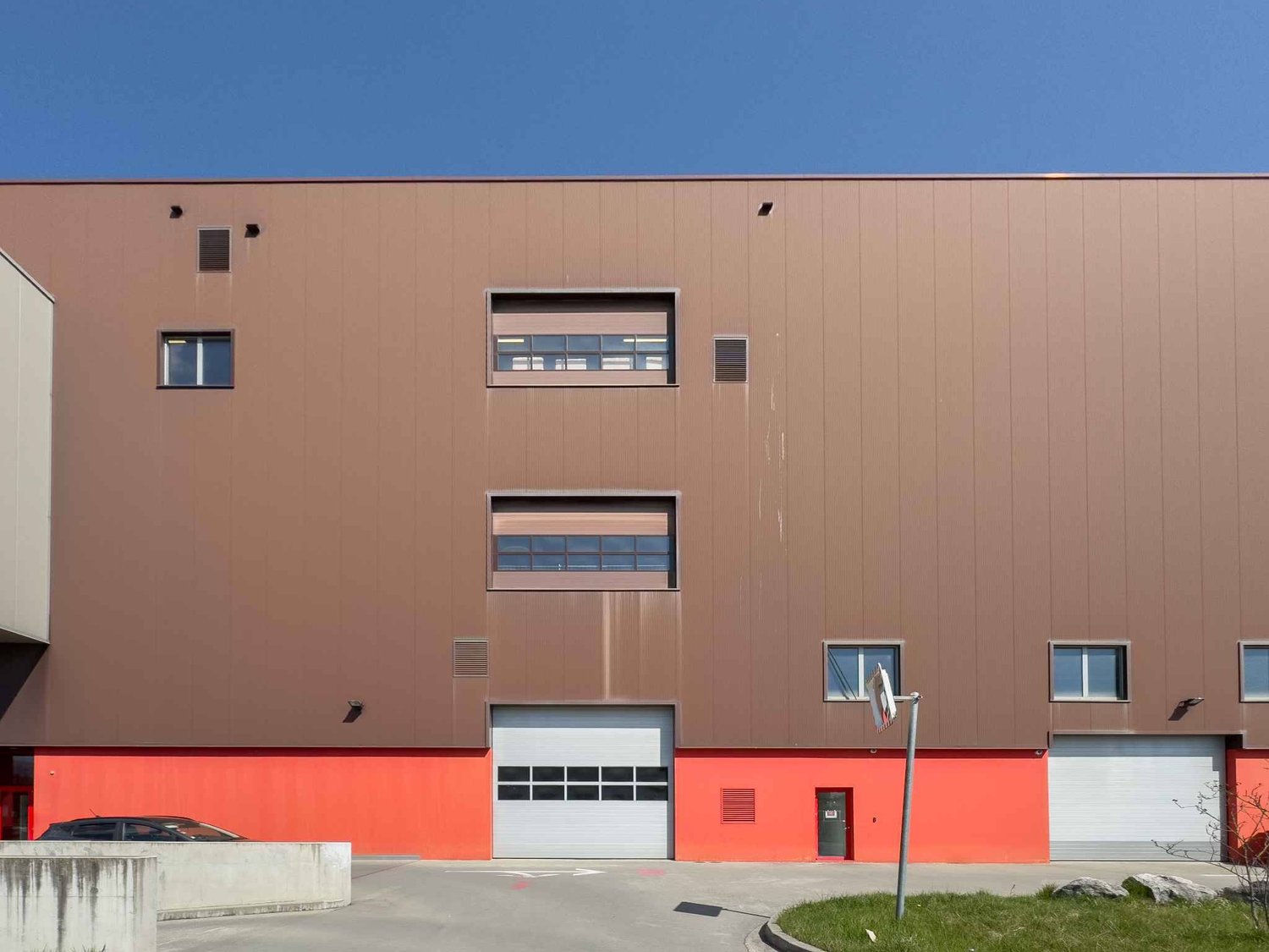 2157m² commerciale