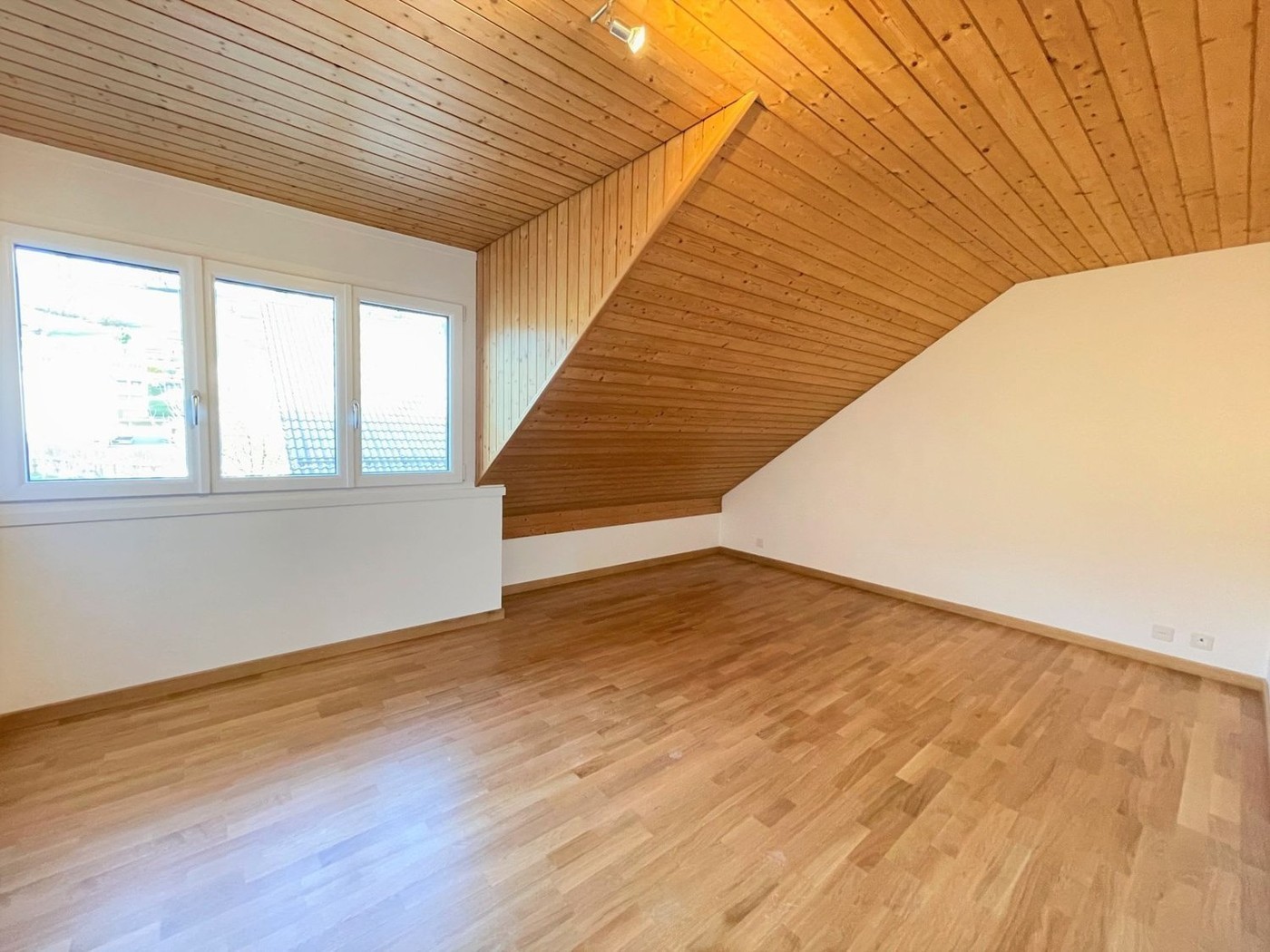 3 ½ rooms attic flat, Foto 7 von 10