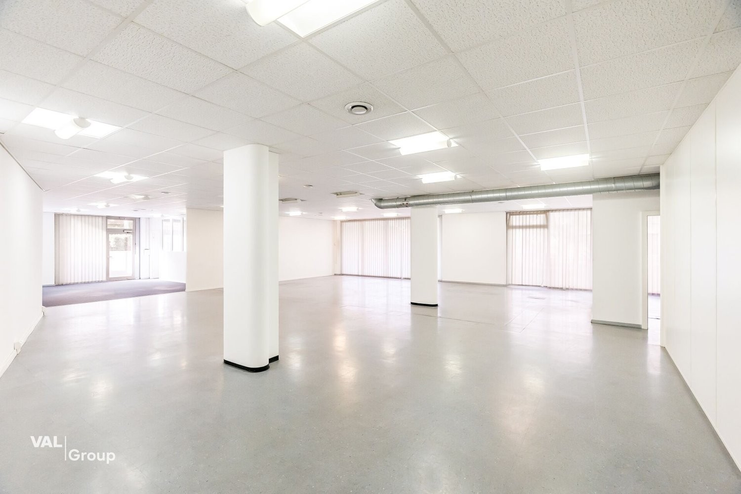 425m² living / commercial building, Foto 2 von 10