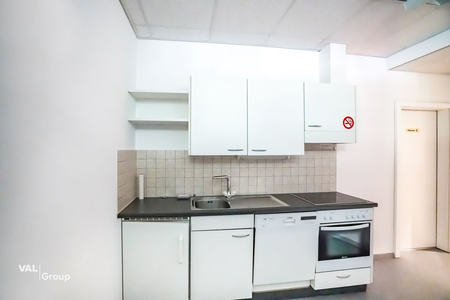 425m² living / commercial building, Foto 1 von 10