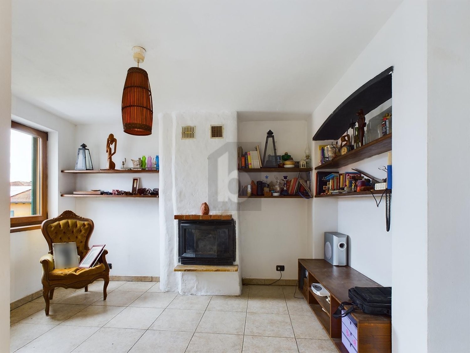 11 rooms multi family house