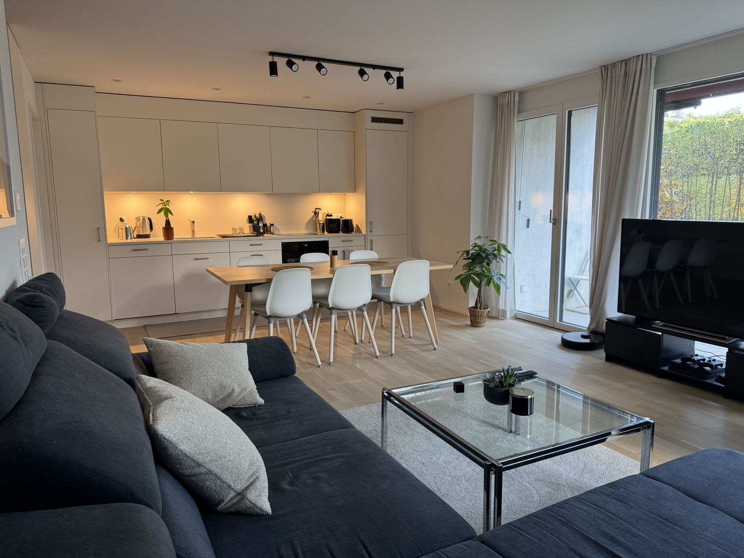 Zimmer in einer Wohngemeinschaft, Foto 1 von 5