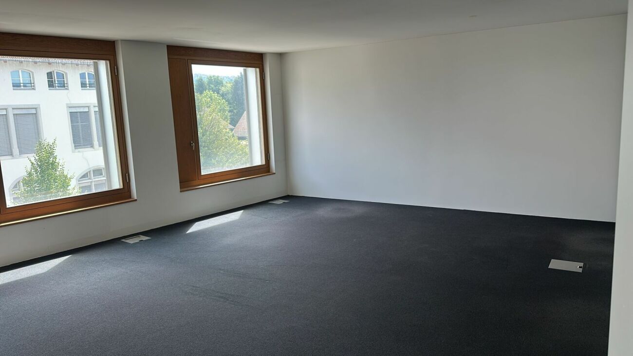 42m² commercial
