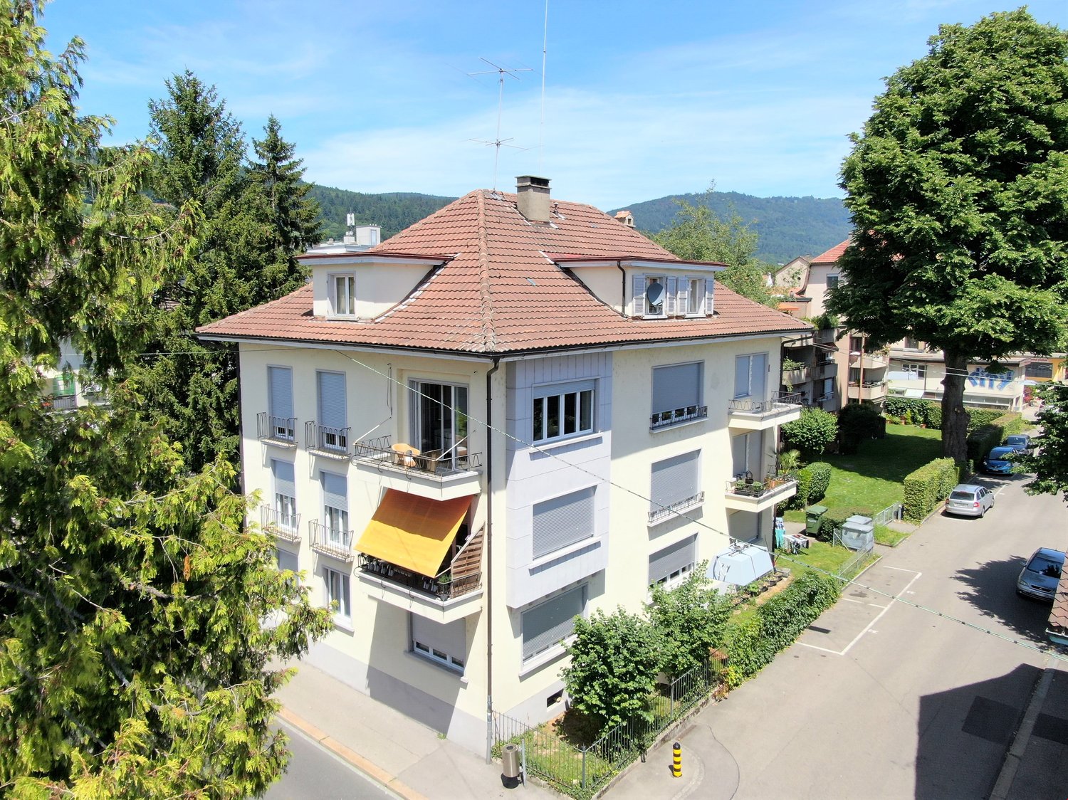 1 room roof flat, Foto 1 von 3