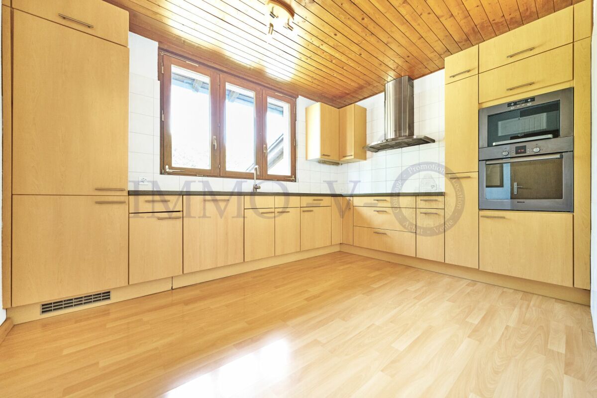 8 Zimmer Einfamilienhaus, Foto 6 von 10