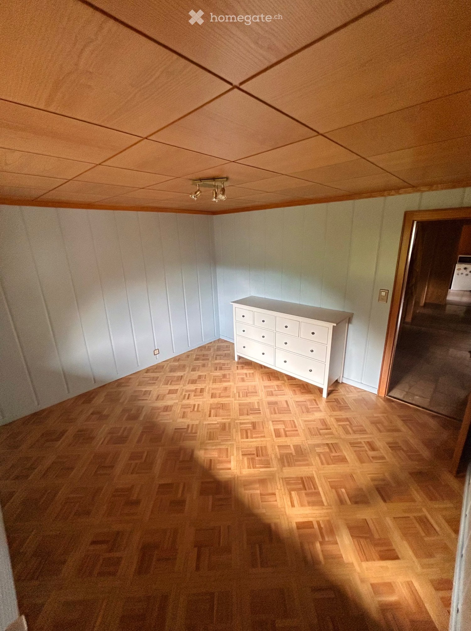 1 room single room