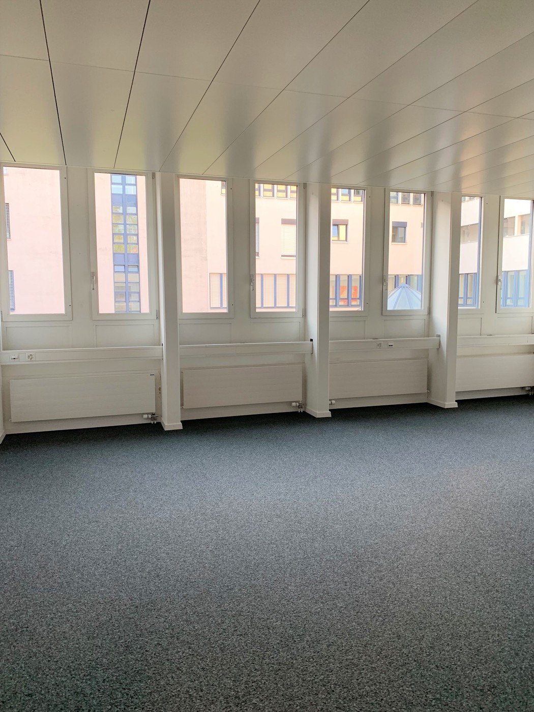 195m² office, Foto 1 von 10
