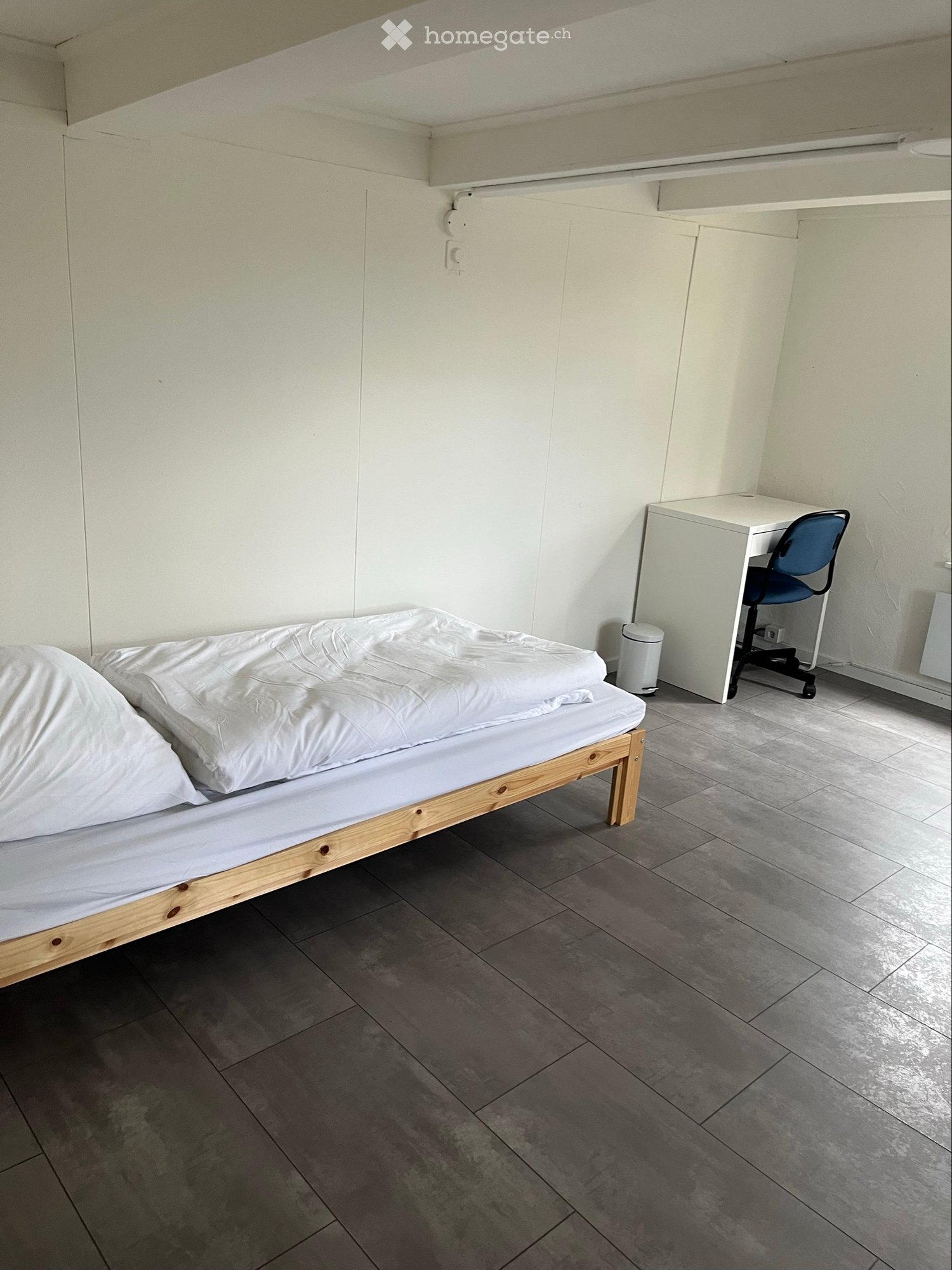 1 room single room