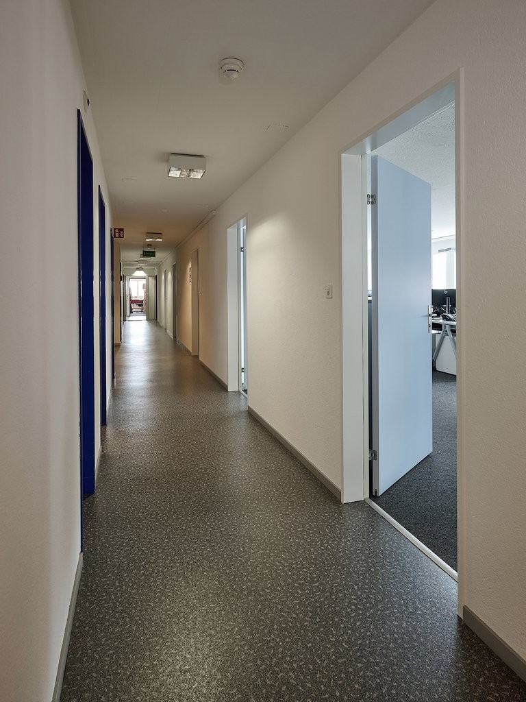 157m² office