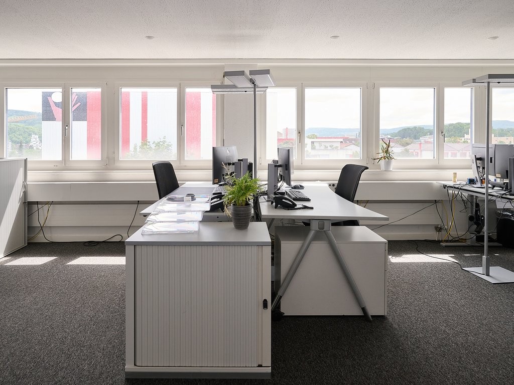 157m² office